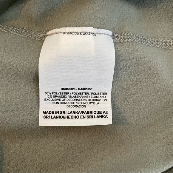 Nike Quarter Zip - Picture 3 of 4